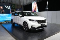 丰田赛那未上市倍感压力？全新起亚嘉华九月上市！