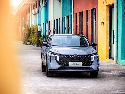 10.3万元-13.3万元， 东风日产 启辰大V成都车展燃情预售