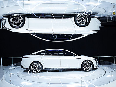 无惧“蜀道难”，智能驾驶挑战“蓉城晚高峰” 智己L7登陆成都车展，耍出“百万豪华”新姿势