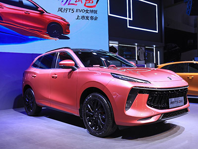 颜色最丰富 行业首款女性定制SUV发布 中国首款女性定制SUV  风行T5 EVO女神版发布