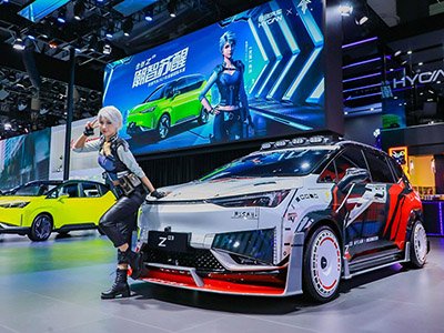 合创Z03携国漫IP《灵笼》潮智闪耀成都车展