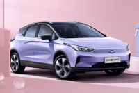 入门车型续航太短 配置不足 吉利这款新车没优惠可太难卖了！