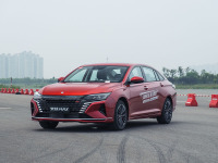 9.39万起 DSMA架构打造 6.95秒破百 奕炫MAX上市