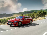 最大扭矩1400N·m！百公里加速2.9秒 这台源自F1的四门轿车神了！