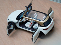 奔驰吉利合作产物！这全新SUV发布 居然还是对开门？