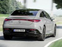 动力达680马力 配置不输S级 售价或低于50万 奔驰全新轿车即将国产 卖爆！