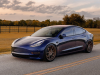 特斯拉8月批发4.4万辆！BBA豪华新能源车型却集体哑火 为何？