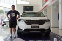 探访起亚4S店，拍摄嘉华