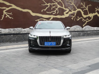 能买两台埃尔法 在国内却卖30来万 这些车型在国内真的太划算了!