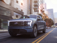 特斯拉最惧怕的对手!史上最强福特F-150下线 预计2022年上市