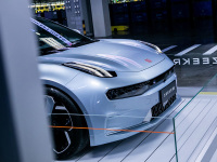 30多万的国产豪车竟“与实物不符”？车主集体质疑官方却无反应 网友：买这车真费心！