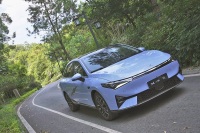 别再说国产家轿不行了！这些国产家轿都是细分领域的佼佼者