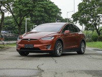 挂D挡会倒车?特斯拉Model X又曝故障!这些汽车热点值得关注!