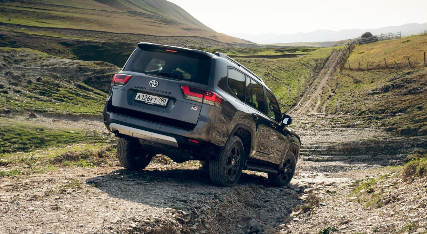 硬派越野性能版?丰田gr将推出新款