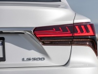独具韵味的“东方S级”!海外试驾雷克萨斯LS500