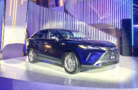 颜值逆天！这丰田SUV也太帅了 比宝马还豪华？