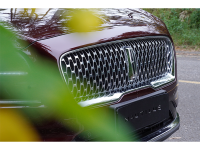 大就是好好就是大？这台豪华SUV每深踩一脚油门都是种罪过！