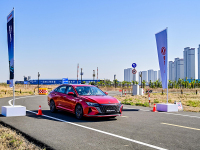 6.81秒！奕炫MAX有望刷新中国轿车最快加速度