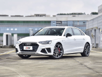 2022款奥迪A4L上市！售价30.68-39.68万元 新增RS套件燃速型 