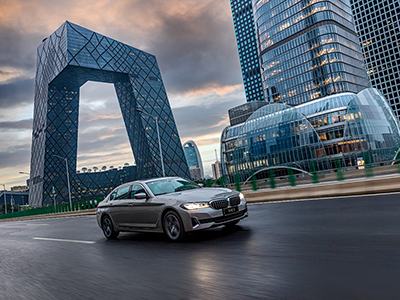 拨动潮流风向标，新BMW 5系车主为何越来越年轻？