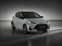 丰田在氢燃料路上硬磕？推YARiS氢燃料版车型 排气声依旧喜人？