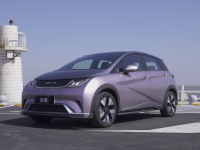 10万精品新秀不容小觑！试驾比亚迪海豚骑士版