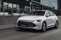 比亚迪秦成为黑马！宏光MINIEV位居其二！11月这些车买疯了