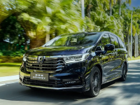 奥德赛出4座车型 亚洲龙小变样！一大波中期改款新车抢先看