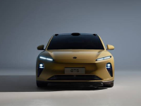 实力对标Model3？蔚来ET5亮相 零百加速4.3s 续航超1000+公里