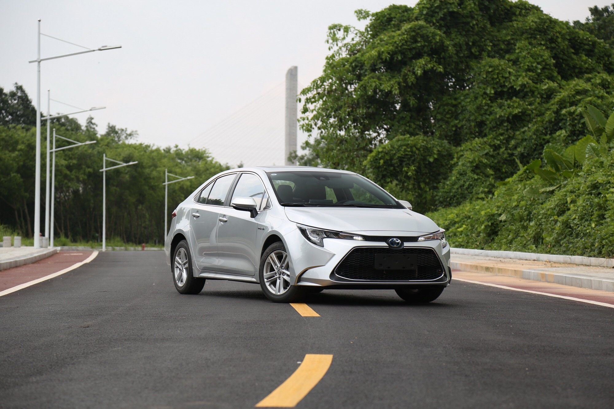 还要来回加油站?油耗低至4.0L/100km 这些紧凑型轿车你绝不能错过