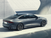 0.8L油耗 1.1米大屏！10万到70万都有 2022年这些新车太给力了