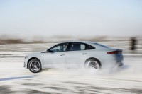 产品不输速腾，14个月热销15万+，2021家轿市场真被星瑞整破防了