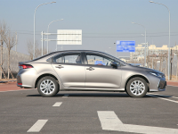 9.98万起！油耗5.2L 年销30万辆以上  这三款轿车火得一塌糊涂