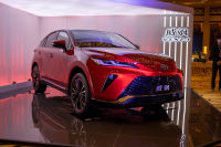 日系大五座SUV之争！威飒能否挑战冠道？