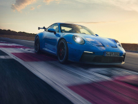 年销破9.5万！新能源占18%的保时捷 还要做得更好？