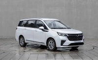 有爆款潜力!五菱佳辰发布 定位三排大七座MPV 或仅售7万起