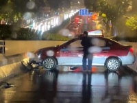 叉车VS大巴车?这些马路奇观真叫人眼界大开