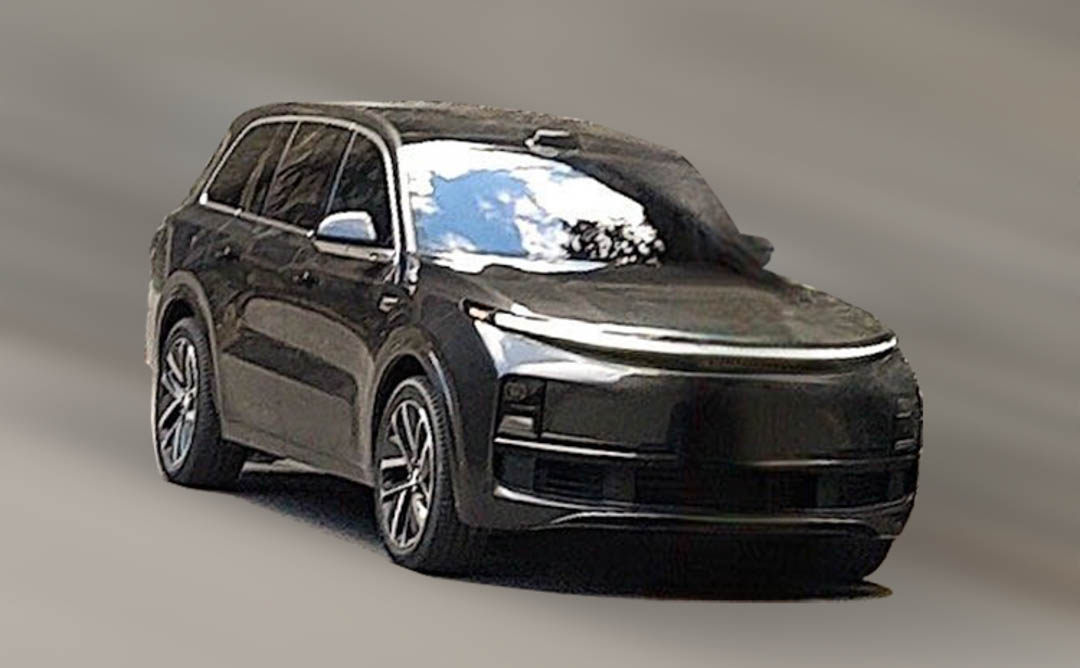 全新国产全尺寸SUV！宝马引擎+空气悬架，还带冰箱和家庭影院！