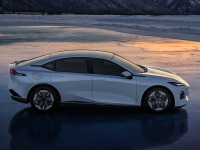 轴距2米9！258马力 长安这款新车卖15万能不能火？