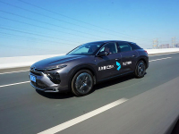 五星安全+全球品质 凡尔赛C5 X原来是这样练就的！