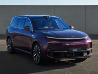 前后排看电影！综合续航超1300km！50万的国产SUV拿来家用挺不错？