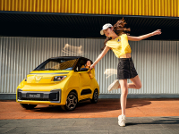 五菱MINIEV的弟弟来了，五菱表示能打败只有自己