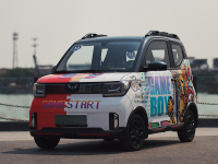 别用车的标准看待它？试五菱宏光MINIEV GAMEBOY