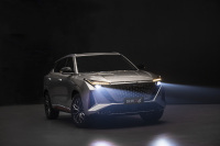 汽车机器人欧尚Z6盲订开启，六大福利不容错过！