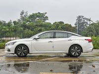 中期改款天籁曝光！颜值更高 中控屏更大 动力系或保持不变