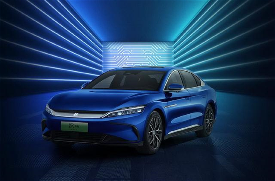 续航里程715km 只需26.98万元 最新款比亚迪汉EV该怎么选？