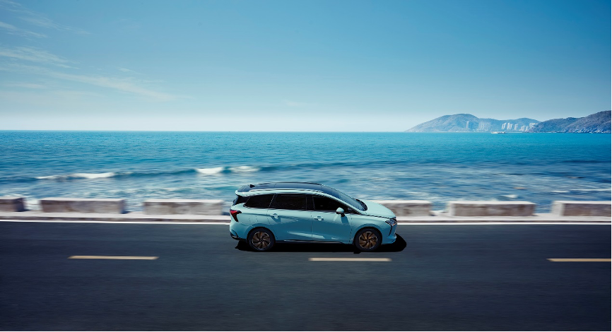 五大“游艇级”产品力突破传统 风行游艇引领大家庭出行进入“游艇时代”