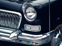 十年前对我冷嘲热讽 十年后叫你触不可及！