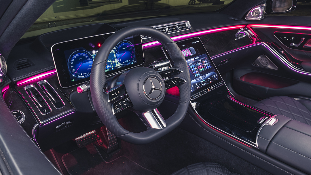 水晶装饰的氛围灯宝马7系换代也太帅了