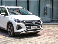 顶配是性价比之选！传祺GS4十五万选旗舰版最优选